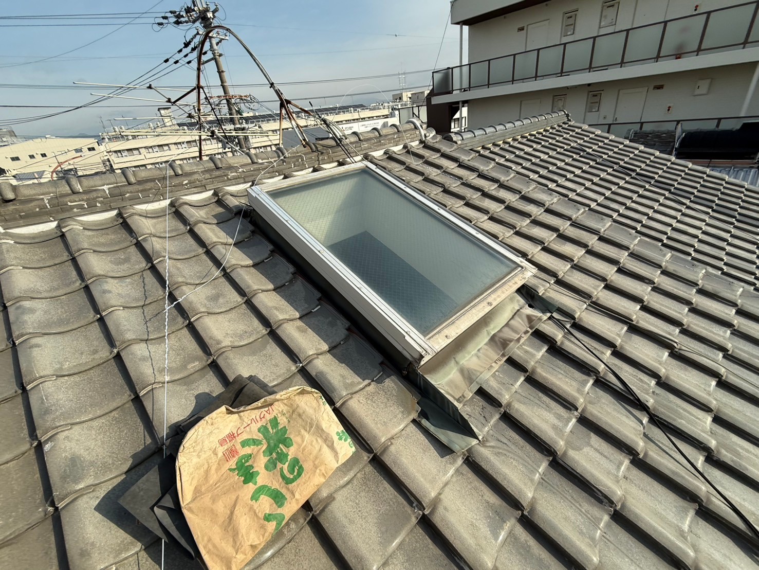 トップライト周り　雨漏れ　修理工事